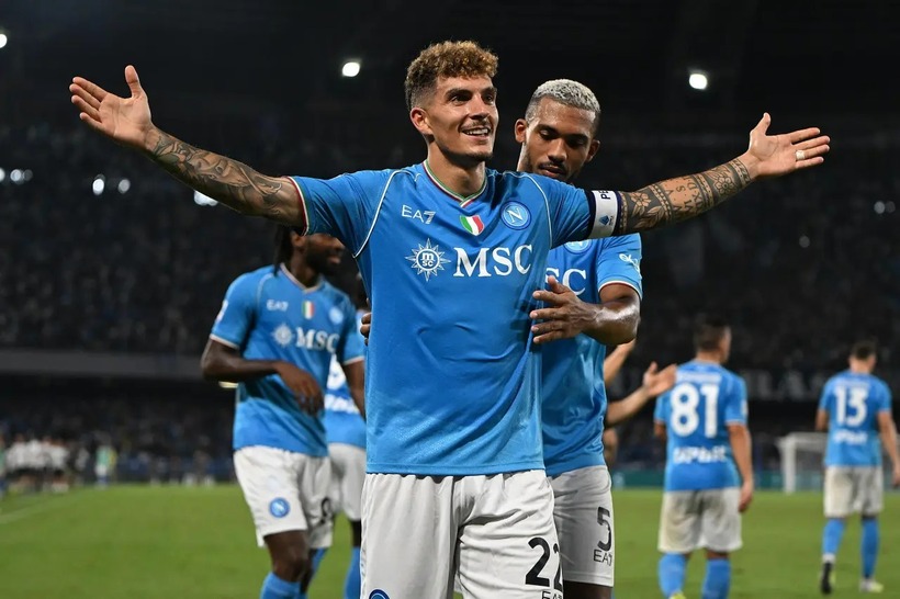 Dự đoán kết quả trận Napoli vs Roma, Serie A 0h ngày 25/11: Thoát khỏi khủng hoảng.