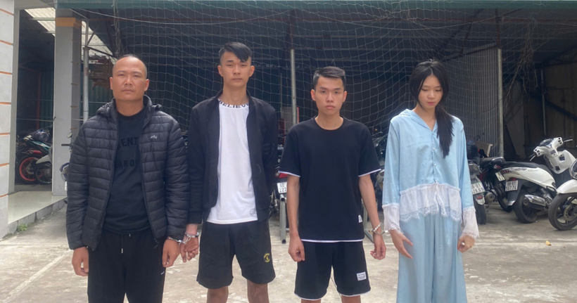 Nhóm đối tượng bị tạm giữ.