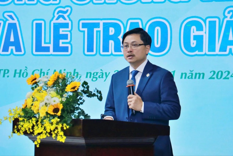PGS. TS Trần Việt Dũng - Đảng uỷ viên, Phó Hiệu trưởng Trường ĐH Luật TP. Hồ Chí Minh.