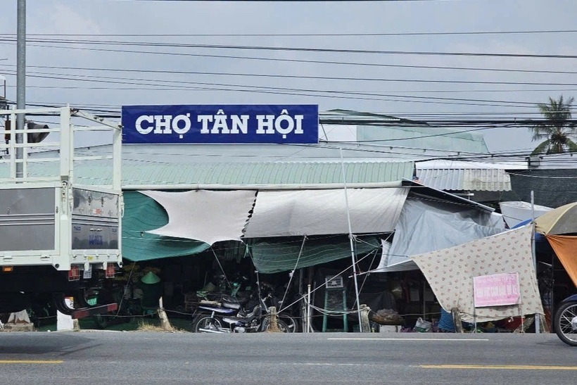 Chợ Tân Hội, nơi bà M. bán vé số dạo. (Ảnh: Dân trí)
