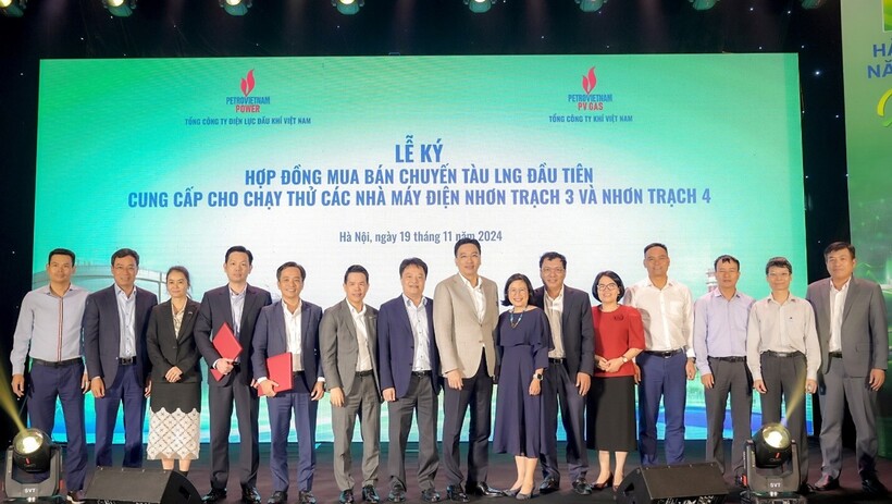 Lãnh đạo 2 Tổng công ty chúc mừng Lễ ký thành công tốt đẹp