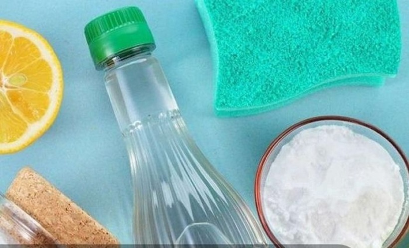 Trong một số trường hợp, bạn vẫn có thể kết hợp baking soda và giấm để làm sạch, nhưng cần sử dụng đúng cách.