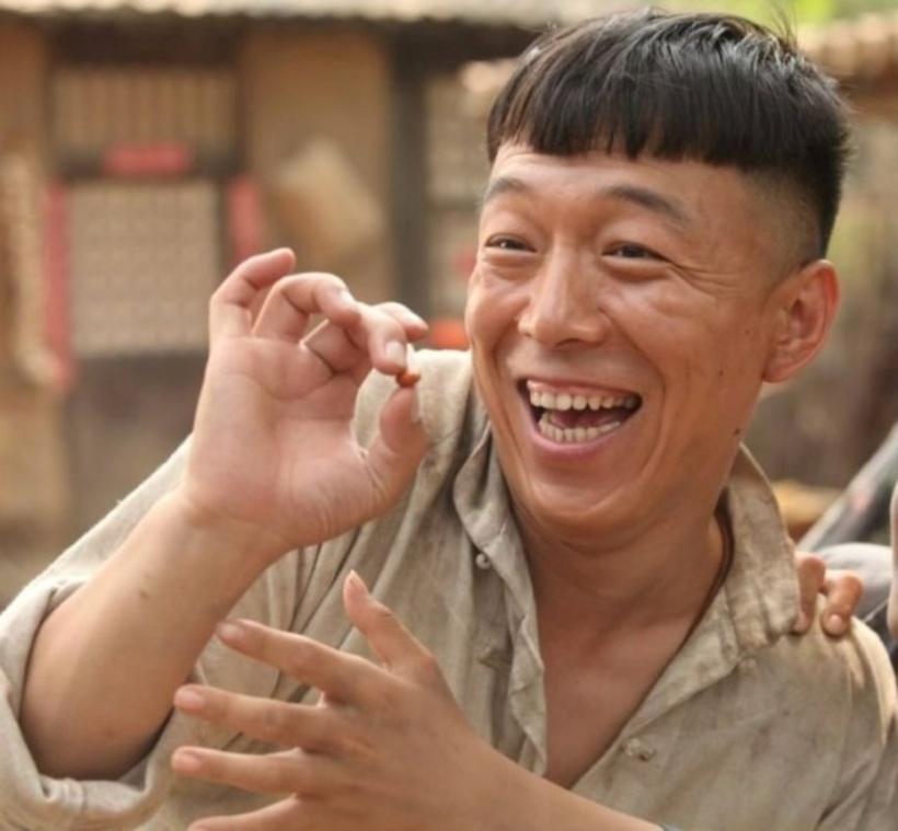 Hoàng Bột đạt được thành công hoàn toàn là nhờ vào tài năng xuất chúng và sự nỗ lực của anh.