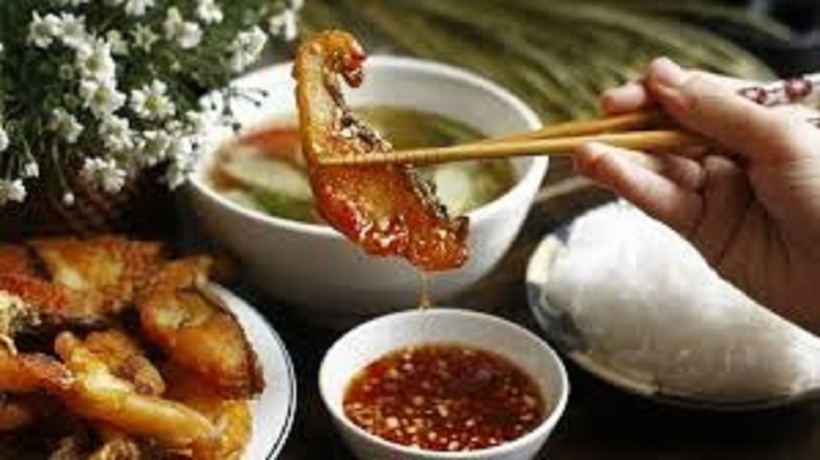 Nước mắm là gia vị quốc hồn quốc túy của Việt Nam, góp phần làm nên hương vị đặc trưng cho ẩm thực Việt.