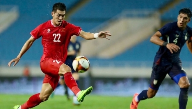 Giá vé xem đội tuyển Việt Nam thi đấu ở AFF Cup 2024 rẻ bất ngờ. Ảnh: Lao động