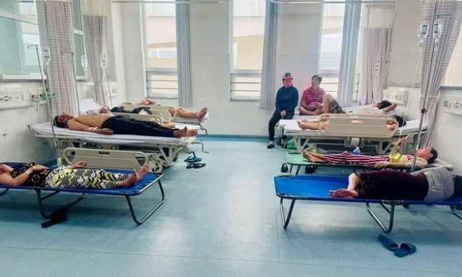 Các bệnh nhân đang điều trị ở Bệnh viện Vũng Tàu. Ảnh: Tiền phong