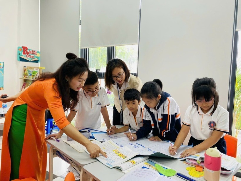 Loạt chính sách giáo dục "hời" cho nhà giáo áp dụng từ tháng 12/2024. Ảnh minh họa