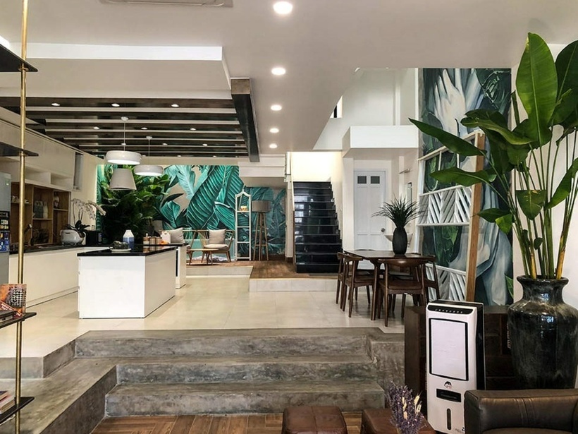 Được biết, căn biệt thự này là nơi mà vợ chồng Hồ Quang Hiếu thường xuyên quay clip và tổ chức tiệc cùng bạn bè.