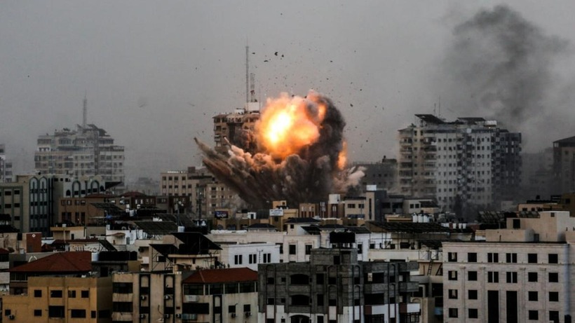 Hamas cảnh báo sẽ “vô hiệu hóa” các con tin nếu Israel thực hiện một chiến dịch giải. Ảnh: Reuters