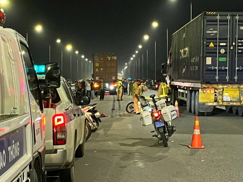 Hiện trường vụ tai nạn. Ảnh: Tuổi Trẻ