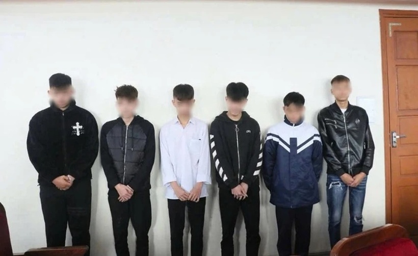 Nhóm thanh niên liên quan đến vụ nữ sinh 15 tuổi tử vong bên đường. (Ảnh: Công an)