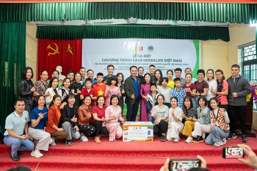 Lễ ra mắt Chương trình Casa Herbalife Việt Nam tại Trường Phục hồi Chức năng và Dạy nghề cho Người khuyết tật Khoái Châu (tỉnh Hưng Yên)