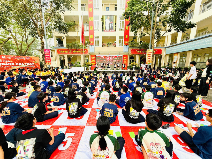 Bùng nổ cảm xúc tại cuộc thi "rung chuông vàng" Toán lớp 6 - 1