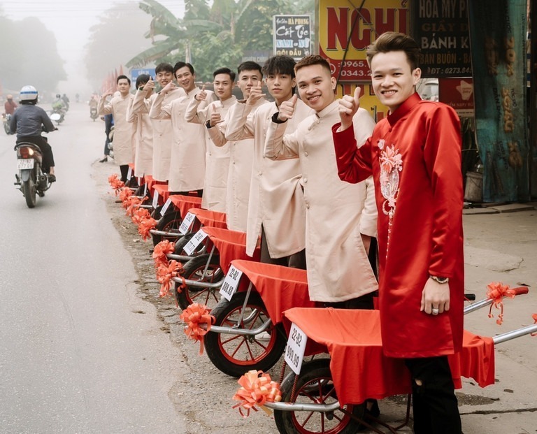 Sau hơn 3 năm yêu nhau, cặp đôi đã quyết định tiến đến hôn nhân. Ảnh: Vietnamnet.