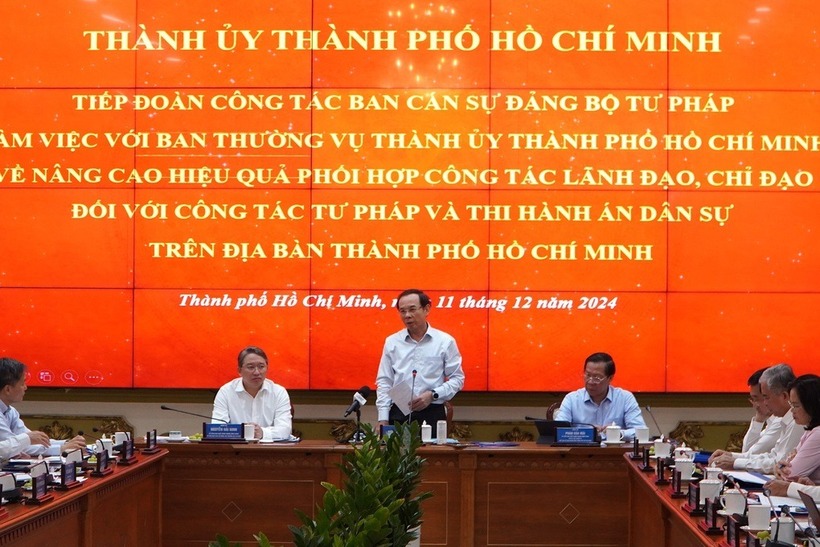 Bí thư Thành ủy TP.HCM Nguyễn Văn Nên phát biểu tại buổi làm việc. Ảnh: Dân trí