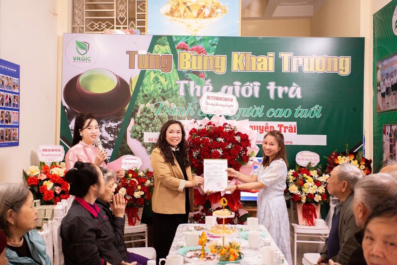 Thế giới trà dành cho người cao tuổi - Nét đẹp văn hóa chữ "hiếu" của người Việt - 2