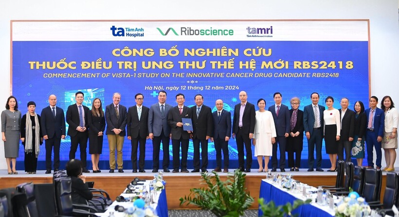 Lễ công bố nghiên cứu thuốc điều trị ung thư miễn dịch đường uống tại BVĐK Tâm Anh Hà Nội. Ảnh: Việt Linh