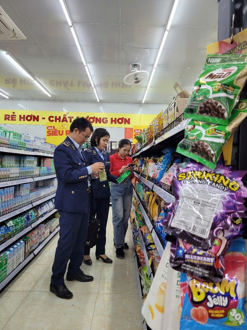 Quản lý thị trường tăng cường, kiểm tra giám sát trong tháng cao điểm cuối năm - 3