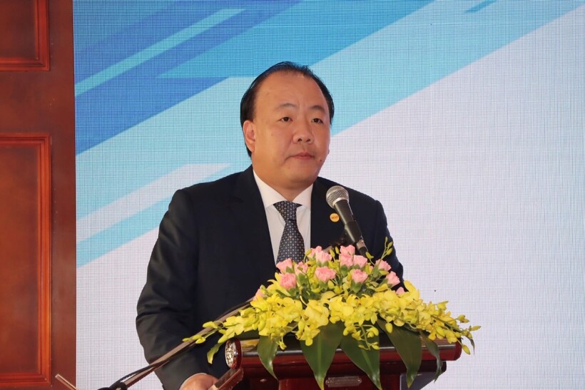 Tổng Cục trưởng Tổng cục QLTT Trần Hữu Linh đánh giá cao sáng kiến của cơ quan chức năng của Hàn Quốc trong việc phối hợp tổ chức hội nghị nhằm giúp các lực lượng chức năng trang bị kiến thức trong việc phân biệt hàng thật hàng giả.Ảnh QLTT