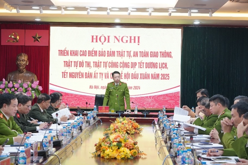 Thiếu tướng Nguyễn Hồng Ky, Phó Giám đốc Công an thành phố Hà Nội phát biểu chỉ đạo tại hội nghị