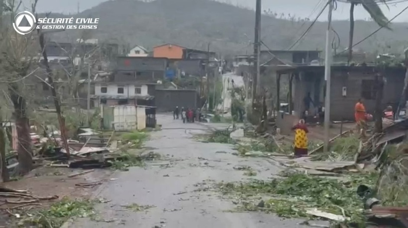 Cũng theo ông Bieuville, việc thống kê số người thương vong do bão Chido gặp nhiều khó khăn do phần lớn cư dân trên quần đảo Mayotte theo đạo Hồi, vì vậy họ sẽ chôn cất người mất trong 24 giờ theo truyền thống.