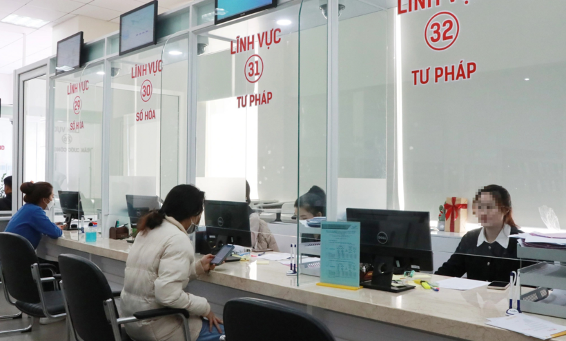 Việc tinh gọn bộ máy sẽ có việc nhiều công chức, viên chức phải nghỉ việc. Ảnh minh họa