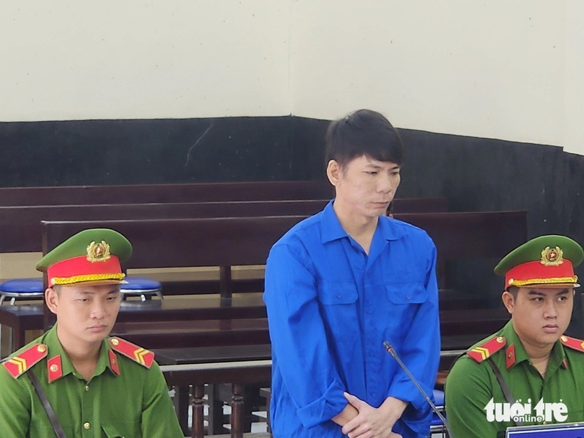 Nguyễn Minh Tiến tại phiên xét xử. Ảnh: Tuổi Trẻ