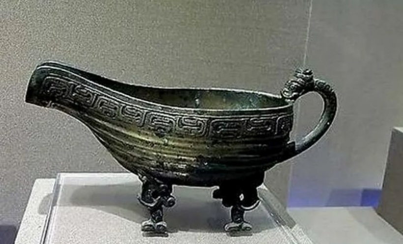 Sau khi được chuyên gia kiểm tra, kết luận rằng các vật phẩm này có giá trị văn hóa lớn.