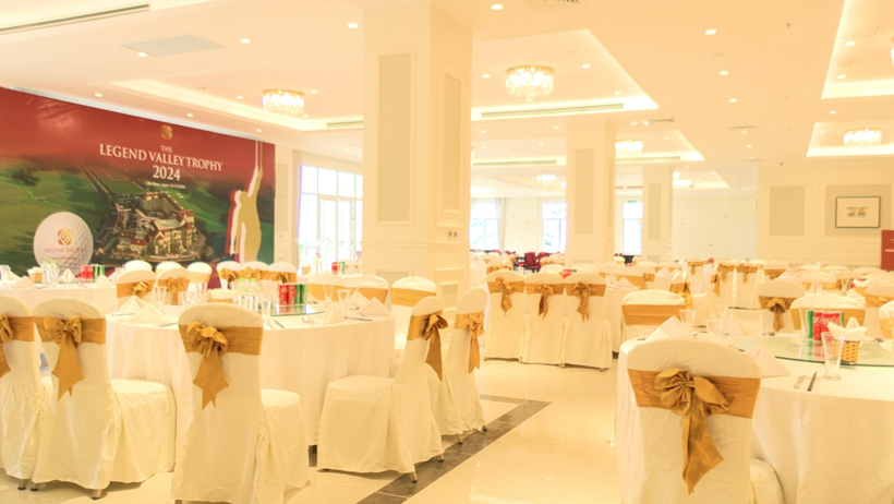 Phòng ballroom lớn tại khách sạn cao cấp Legend Valley Hotel sẵn sàng đáp ứng những sự kiện lớn