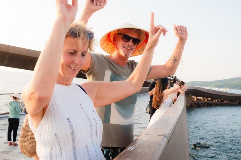 Mỗi ngày trong tháng 12, Phú Quốc đón tới 27-28 chuyến bay quốc tế.