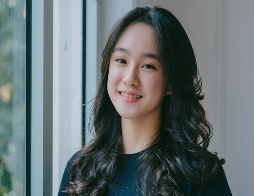 Phan Linh Lan (17 tuổi, học sinh Trường quốc tế Concordia, Hà Nội), nhận tin trúng tuyển Đại học Harvard. Đây là một trong 8 đại học Ivy League - nhóm tinh hoa của Mỹ, đồng thời đang đứng thứ ba trong bảng xếp hạng tốt nhất thế giới, theo Times Higher Education.