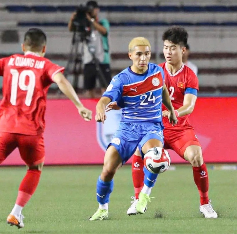 Tuyển Việt Nam suýt thua Philippines, may mắn gỡ hoà 1-1 ở thời gian bù giờ. Ảnh: VFF