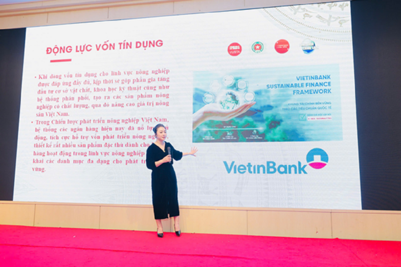 Bà Lê Nguyễn Thiên Nga, Viện trưởng Viện Quản trị Chính sách, nghiên cứu trưởng chiến lược dữ liệu Quốc gia phân tích giải pháp thúc đẩy doanh nghiệp đầu tư trong lĩnh vực nông nghiệp bối cảnh chuyển đổi số và liên thông Dữ liệu Quốc gia trong kỉ nguyên mới.