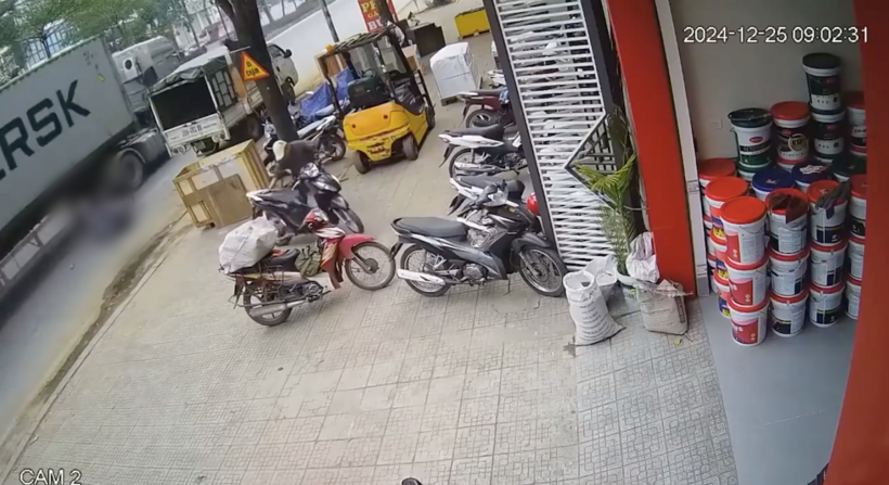 Hiện trường vụ tai nạn. Ảnh cắt từ clip
