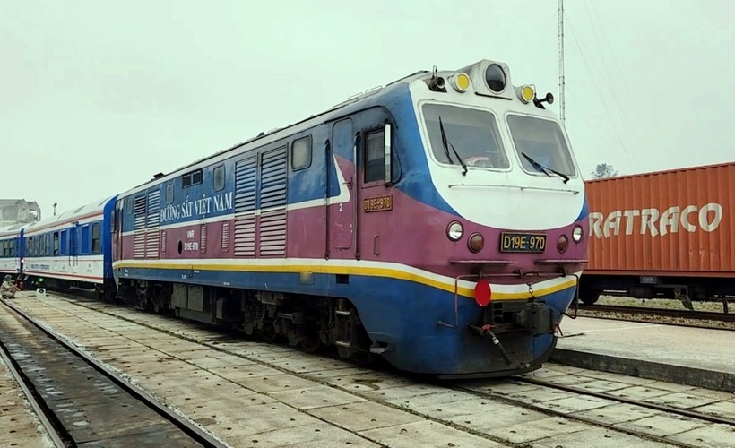 Đoàn tàu "Kết nối di sản miền Trung". Ảnh: Tiền Phong