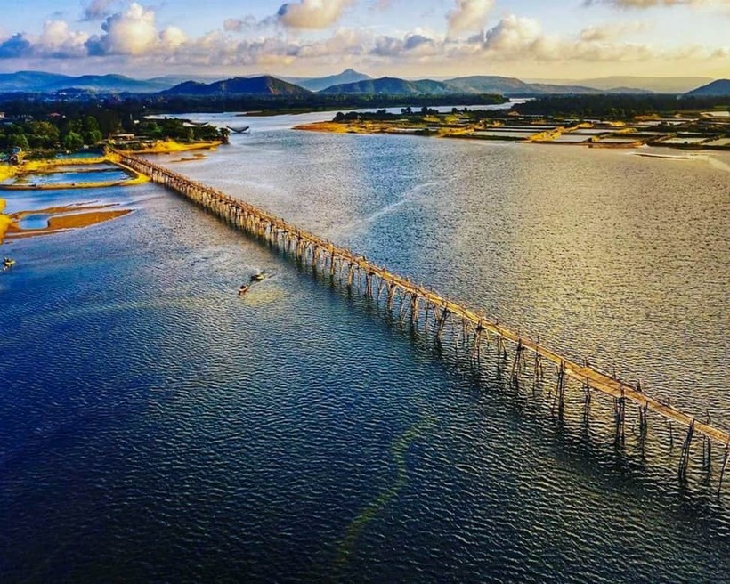 Cầu gỗ Ông Cọp