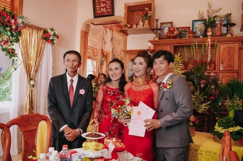 Tổng số tiền mà Hoài Như và Văn Thông nhận được trong lễ thành hôn của mình lên đến gần 7 tỷ đồng. Ảnh: Người đưa tin.