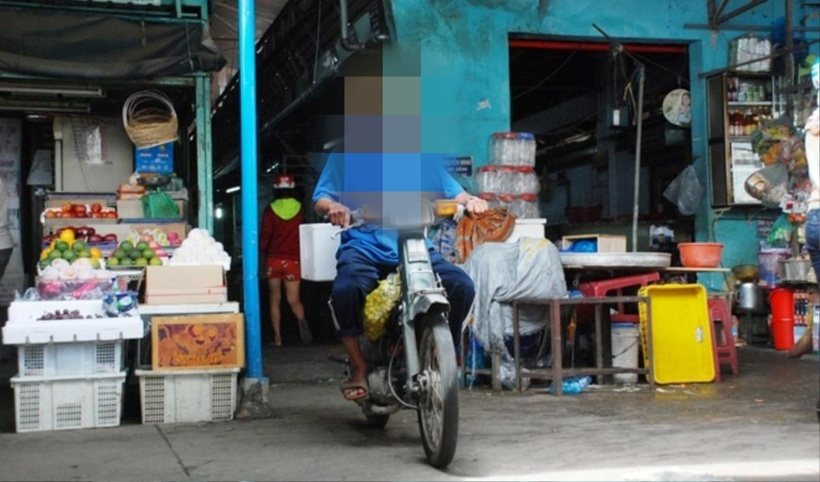 Người đàn ông trúng độc đắc 2,3 tỷ vẫn không bỏ nghề quét rác. Ảnh minh họa