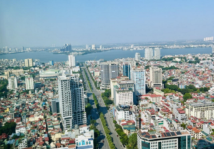 Năm 2024, thị trường BĐS Hà Nội đối mặt với thực trạng tăng giá cao, vượt qua TP.HCM ở nhiều phân khúc.