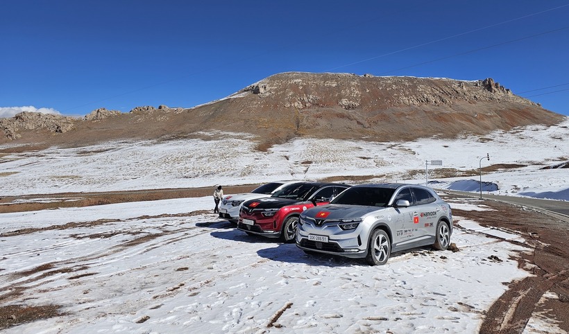 Người dùng VF 8 tự tin chinh phục mọi cung đường nhờ “bạn đồng hành” ADAS - 1