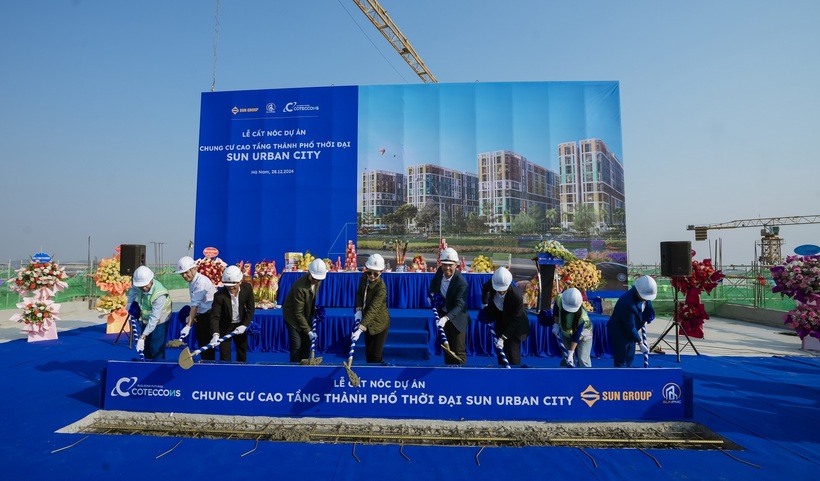 Chính thức cất nóc tòa căn hộ đầu tiên tại đô thị nghỉ dưỡng Sun Group Hà Nam - 2