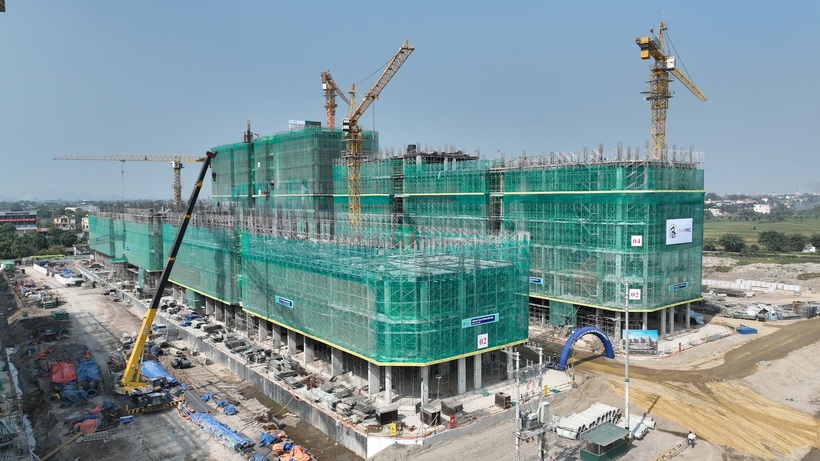 Chính thức cất nóc tòa căn hộ đầu tiên tại đô thị nghỉ dưỡng Sun Group Hà Nam - 4