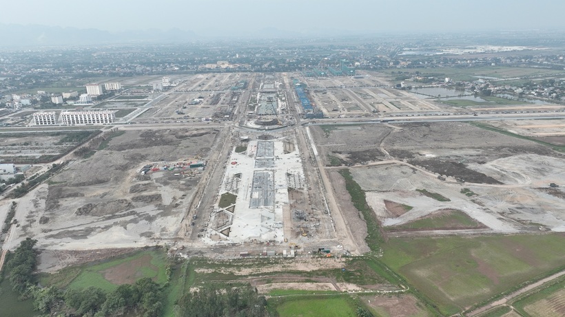 Chính thức cất nóc tòa căn hộ đầu tiên tại đô thị nghỉ dưỡng Sun Group Hà Nam - 9