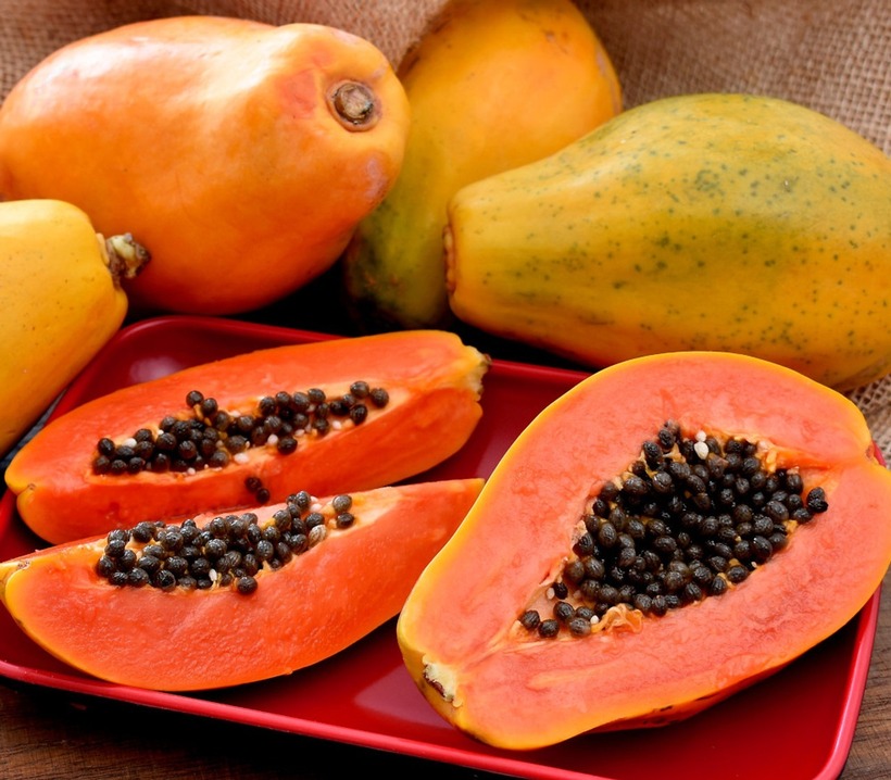 Đu đủ chín chứa nhiều beta-carotene, một hợp chất giúp cải thiện sức khỏe và cung cấp vitamin A.
