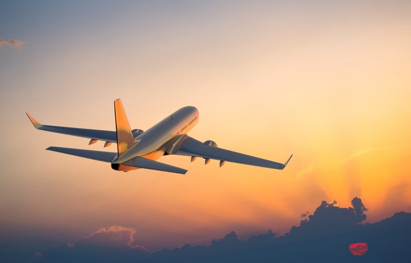 Hành khách trên những chuyến bay băng qua Đường đổi ngày Quốc tế (IDL) sẽ có cảm giác như đang "du hành thời gian"