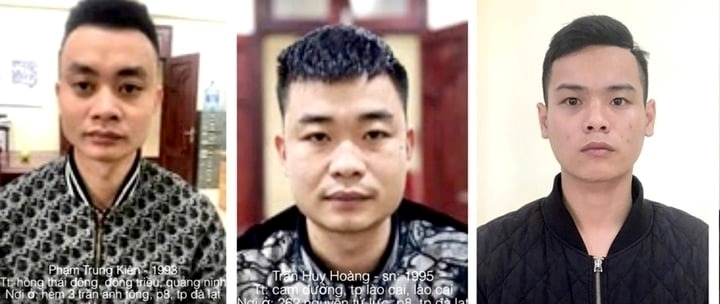 Các đối tượng trong đường dây cho vay lãi nặng tại cơ quan điều tra. Ảnh: VTC News