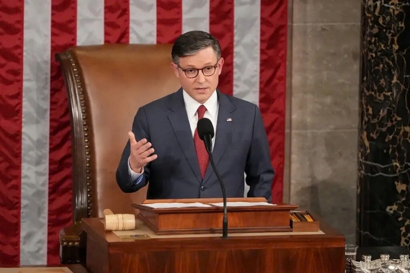 Ông Mike Johnson giành 218 phiếu ủng hộ, tái đắc cử Chủ tịch Hạ viện Mỹ. Ảnh: Elizabeth Frantz/Reuters