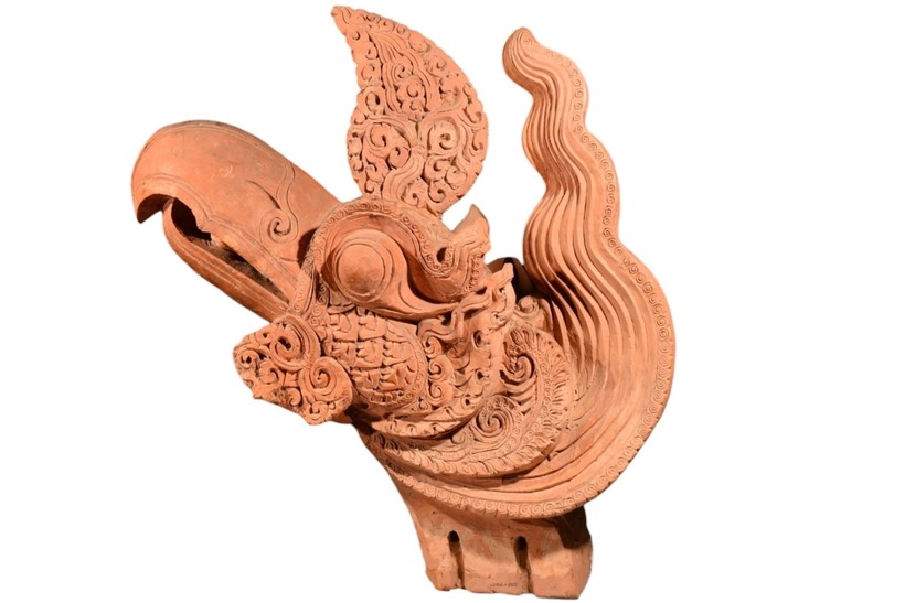 Hiện vật thuộc sưu tập Đầu phượng hoàng thành Thăng Long, thời Lý, thế kỷ XI – XII. Ảnh: Tiền phong