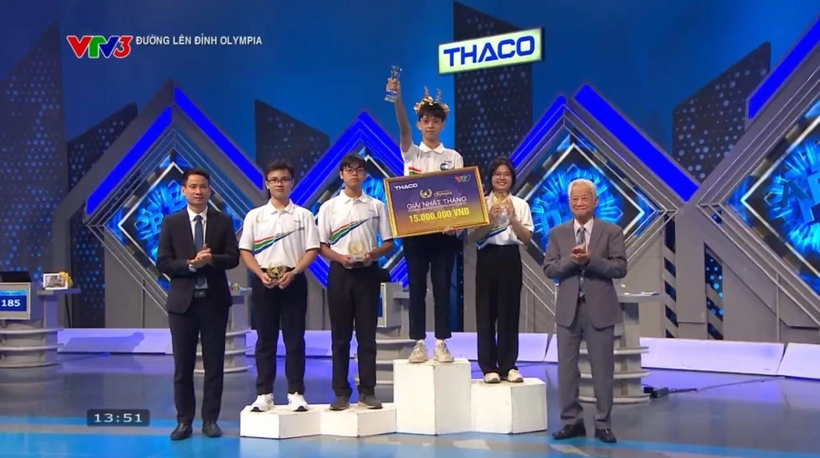 Phùng Mạnh Dũng xuất sắc giành vé vào trận thi quý Olympia. Ảnh: Giáo dục & Thời đại