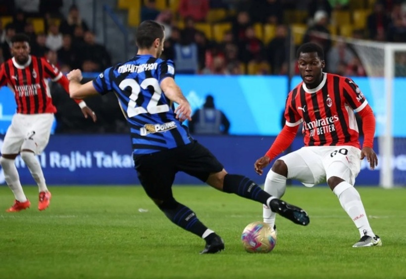 Kết quả bóng đá hôm nay ngày 7/1: AC Milan ngược dòng hạ Inter Milan.